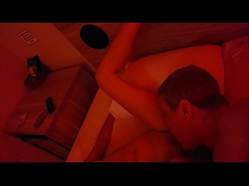 ❤️ Dinilaan ang aking basang puke. ️❌ Porno sa amin ﹏
