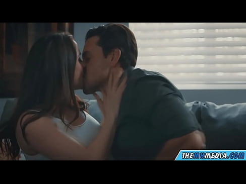 ❤️ Romantikong pakikipagtalik sa isang magandang busty na ina ️❌ Porno sa amin ﹏