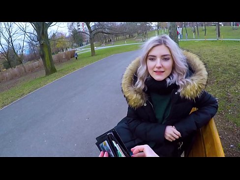 ❤️ Nilulon ang mainit na cum ng isang estranghero para sa pera - blowjob sa parke ni Eva Elfie ️❌ Porno sa amin ﹏